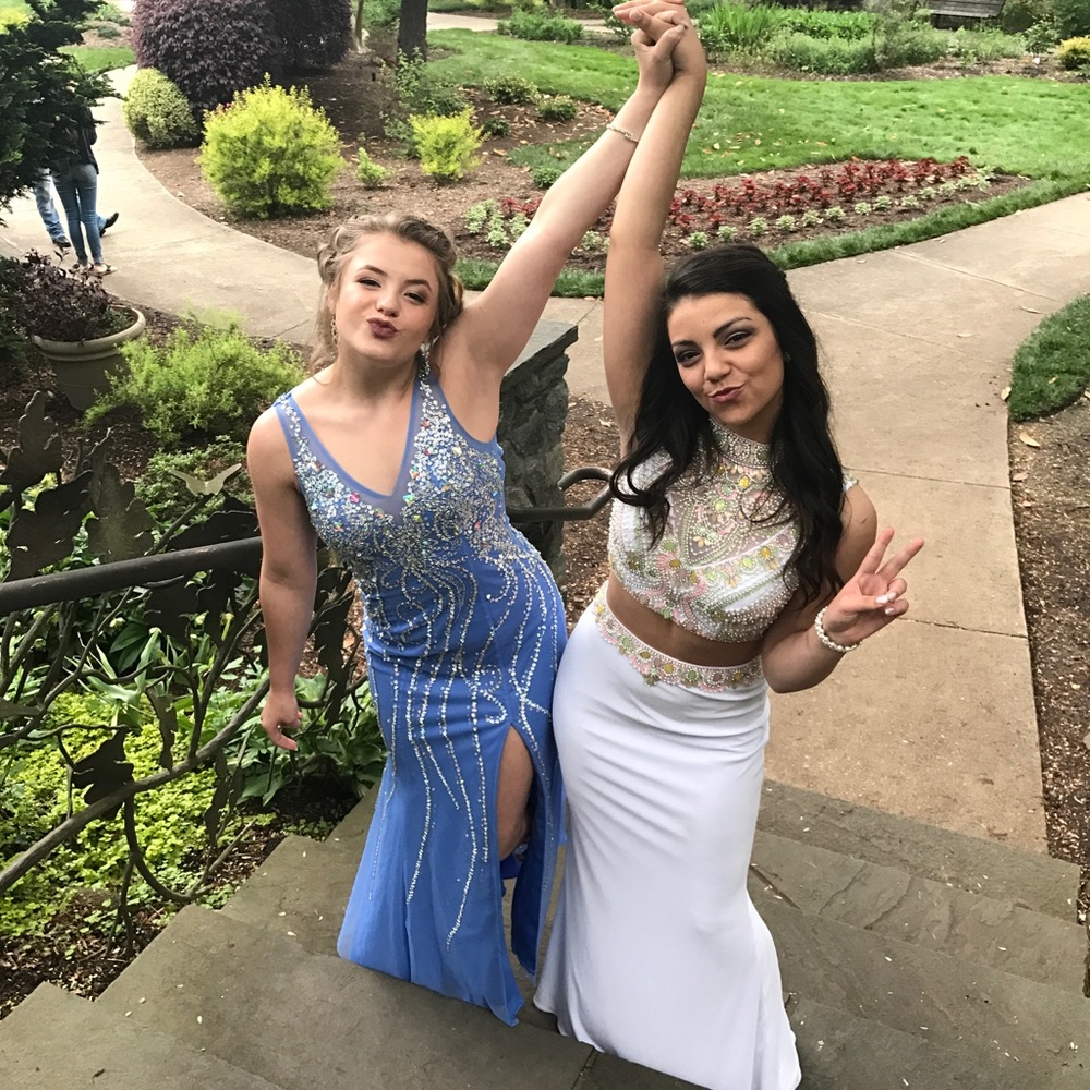 Alyce Paris prom dress!!
